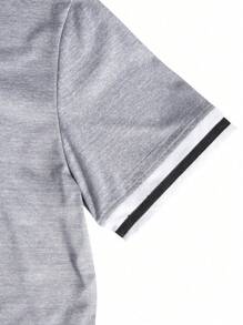 Manfinity Homme 2 pièces Ensemble décontracté pour hommes composé d'un t-shirt zippé à demi-zip avec poignets contrastés et d'un short à cordon de serrage