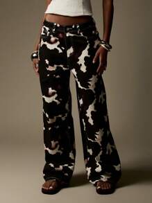 MISSGUIDED Quần Jeans In Hình Con Bò Thời Trang Y2K Ống Rộng Phong Cách Phương Tây Lễ Hội Quần Thu Đông Bộ Sưu Tập - Đen và trắng - Xem 1