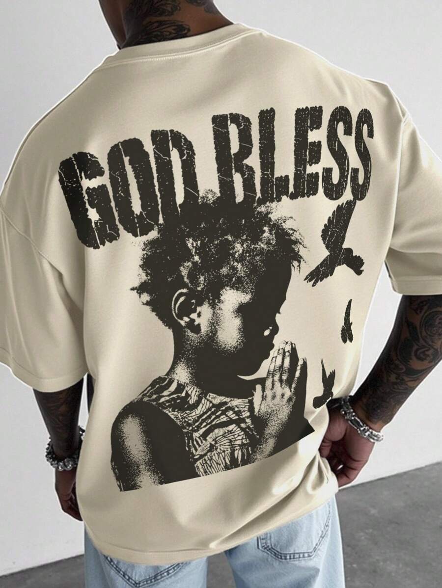 Manfinity EMRG 男士“GOD BLESS”字母图案印花T恤，圆领短袖T恤，街头设计，休闲装，适合情侣 - 卡其色 - 查看 1