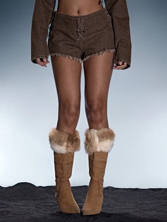 SHEIN x Ludmilla MUSERA 系带牛仔毛边迷你短裤，夏季性感节日假日伊比沙岛锐舞派对波西米亚风水洗牛仔布，外出夜生活，毛边休闲秋季冬季朋克派对