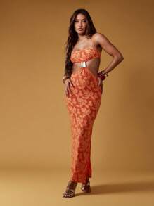 MISSGUIDED Maxikleid mit Ausschnitten, bodenlang, ärmelos, figurbetonend, Abendkleid mit goldenen Metallschnallen, formelle Party und Gelegenheitskleidung