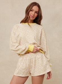 WESTFADE Spring Floral Printed Mid Rise Relaxed Shorts 90s - Yellow - View 5