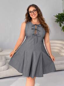 SHEIN EZwear Plus Size Women Solid Color Crew Neck Sleeveless Bandage Bowknot Midi Dress - Grey - View 2