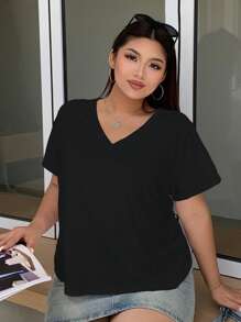 Dazy Plus Plus Size Women Casual Solid V-Neck Short Sleeve Loose Summer T-Shirt - Black - View 3