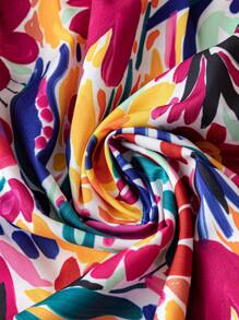 SHEIN LUNE Plus Size Women Fourth Of July V-Neck Floral Print Effect Flowy Sleeve Rainbow Beach Outfits For Woman Blouse - Multicolor - View 4