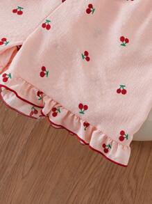 SHEIN Genkimix Kids Bộ đồ ngủ 2 món cho bé gái tuổi teen, áo ngắn tay thanh lịch in họa tiết quả anh đào có viền xếp nếp và quần short, đồ ngủ thời trang thoải mái - Hồng - Xem 7