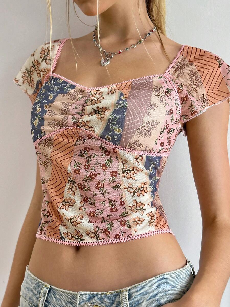 Jouncy Women's Vacation Floral Print Sweetheart Neckline Raglan Short Sleeve Fashion T-Shirt - Multicolor - View 1