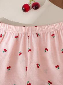 SHEIN Genkimix Kids Bộ đồ ngủ 2 món cho bé gái tuổi teen, áo ngắn tay thanh lịch in họa tiết quả anh đào có viền xếp nếp và quần short, đồ ngủ thời trang thoải mái - Hồng - Xem 5