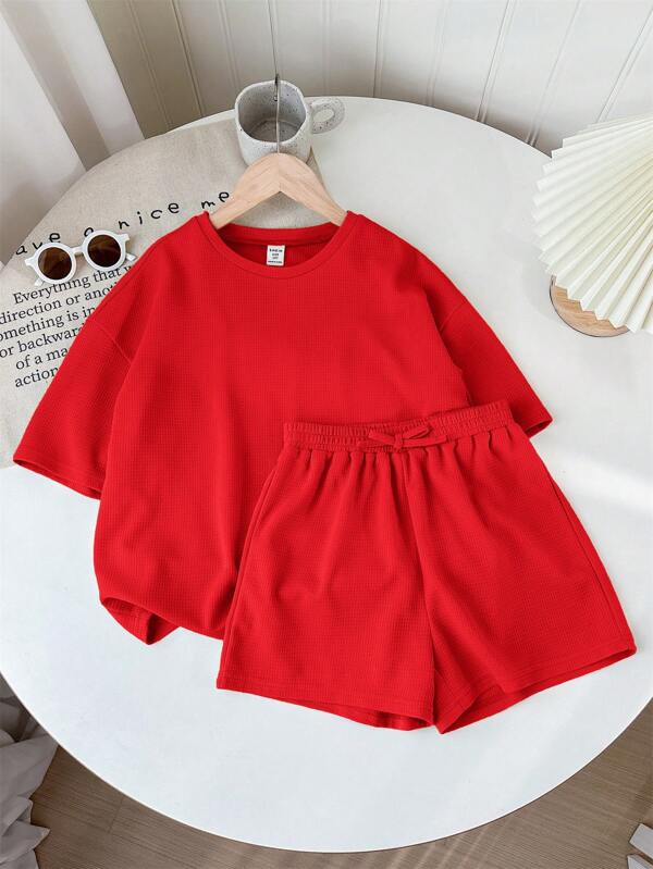 SHEIN LMoss Kids Set tricou și pantaloni scurți LMoss pentru fete preadolescente, cu guler rotund, mânecă scurtă, țesut în culoarea unuii, pentru festivaluri de muzică
