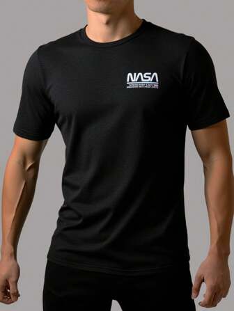 RueChic Herren T-Shirt mit regulärer Passform und Buchstaben Muster, Kurzarm