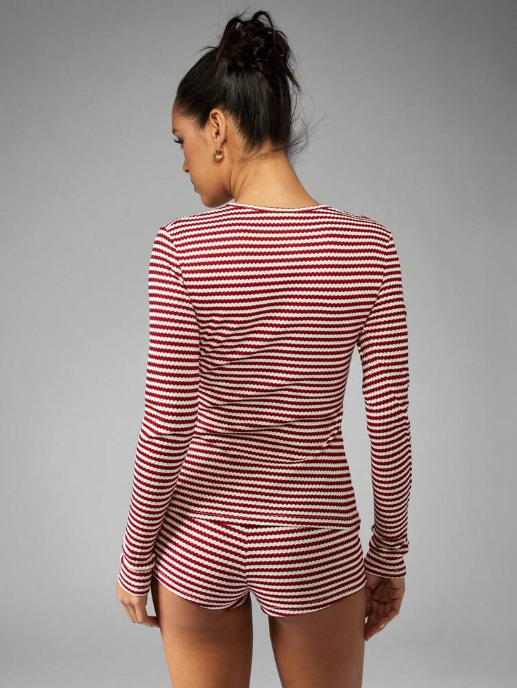 MISSGUIDED Zestaw odzieży domowej w paski w stylu retro, prążkowana dzianina, krótki rękaw, szorty z wysokim stanem, swobodny, przytulny, świąteczny strój wypoczynkowy