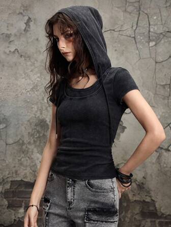 Grunge Punk Sudadera con efecto lavado desgastado inspirado en el vintage Harajuku Y2K, camiseta de ajuste ceñido para mujer