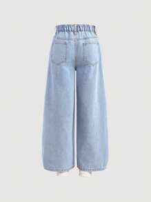 Girlism 这款少女优雅浅色水洗牛仔直筒裤，正面纽扣口袋饰以仿珍珠，简约休闲，裤脚采用毛边设计，适合春夏季节、节日、毕业典礼、秋冬季穿着。 - 淺色水洗藍 - 查看 2