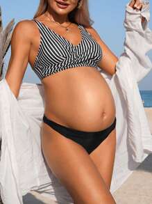 SHEIN Maternity Vacation Beach Striped Swimsuit Top For Summer