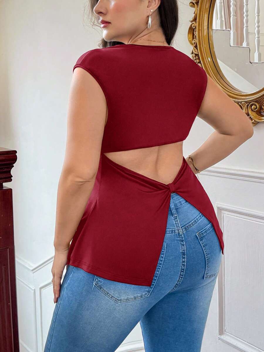 SHEIN Privé 1pc Plus Size Women Hollow Out Back Simple T-Shirt, Casual Holiday Wear Burgundy Top Wine Red Top Maroon Top Open Back Tops Twisted Back Top,Going Out Tops - Red - View 1