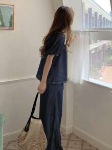 DAZY 2 件女式夏季方领拼布设计短袖牛仔上衣和宽松直筒牛仔裤套装，度假风格牛仔装 - 中等水洗藍 - 查看 4