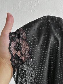 Coolane 女士夏季运动服基本款 Y2K 数字图案撞色蕾丝 V 领针织大码 T 恤 - 黑色 - 查看 7