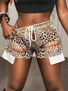 BamGleam شورتات نسائية ذات نمط نمر مع خصر مرباط وشق جانبي جذاب