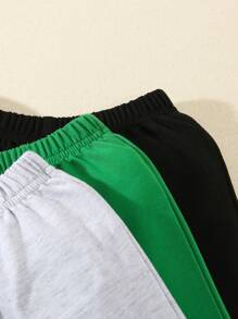 Conjunto de 3 piezas de pantalones cortos de verano delgados y de moda para niños pequeños de 4 a 7 años, para uso casual al aire libre y de longitud hasta la rodilla - Multicolor - Ver 3