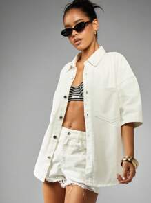 MISSGUIDED Camicia di jeans oversize con bottoni e maniche corte, ideale per l'estate, il resort, i festival e l'abbigliamento casual di tutti i giorni - Bianco - Visualizzare 6