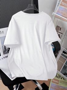 SHEIN Camiseta de manga corta de cuello redondo con decoración de mariposa de falso denim, cómoda y casual, adecuada para adolescentes en verano - Blanco - Ver 2