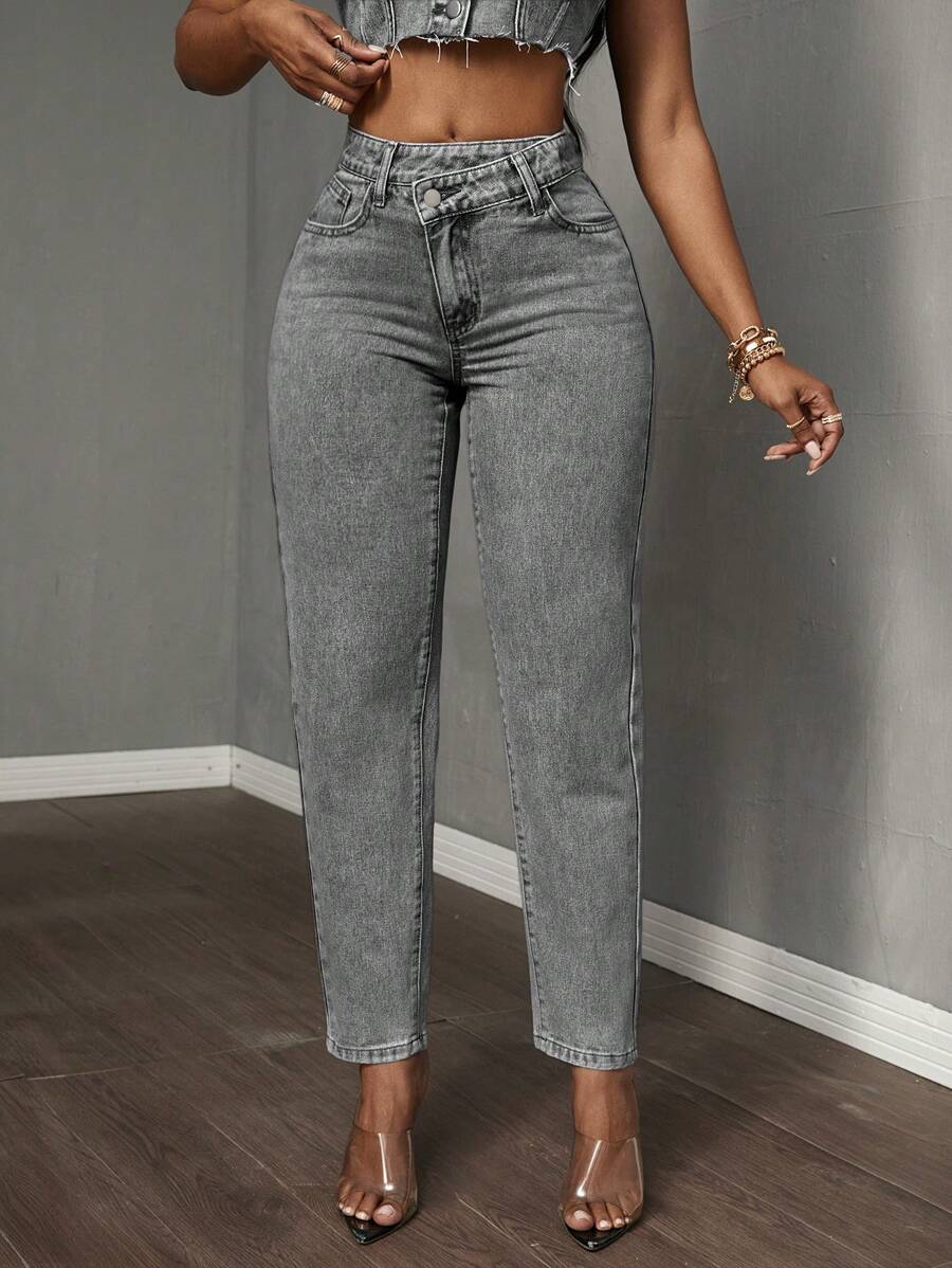 SHEIN PETITE Women's Asymmetric Waist Pocket Straight Leg Loose Casual Jeans - Grey - View 1