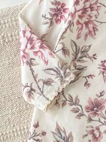 2pcs/Set Newborn Baby Soft Flower Print Clothes Set, Casual Fashionable Cute Romper With Long Pants Home Outfit Newborn Baby Girl Outfit Fall Winter