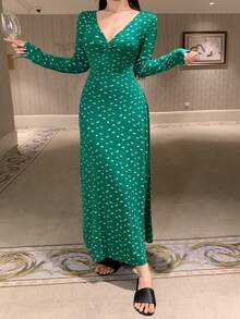 DAZY Váy ngủ dài cổ chữ V họa tiết hoa nhỏ xinh xắn, thiết kế dây rút, mặc mùa thu, mùa đông - màu xanh lá - Xem 7