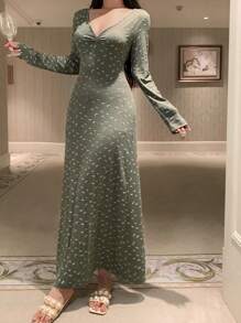 DAZY 碎花修身长款V领褶皱设计睡裙，秋冬款 - 綠色 - 查看 5