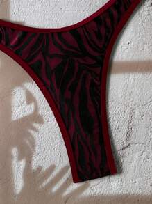 Swim Vcay 春假 2 件套夏季假期随机动物印花上衣配金色装饰和高腰比基尼泳裤性感泳衣套装