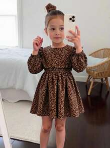SHEIN Leap Crew Vestido casual de manga larga con cuello redondo y estampado de leopardo de pana para niña - Multicolor - Ver 2