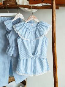 SHEIN Vintaside Kids Mädchen Ärmellose Spitze Große Kragen Mode Einfach Top Kombiniert Mit Lässig Vielseitig Spitzenshorts Set, Perfekt Für Sommer Zuhause Lässig Oder Für den Täglichen Outdoor-Gebrauch