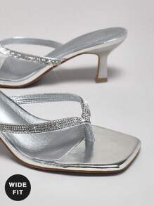 SHUZIA 宽版女式小猫跟方头一脚蹬闪亮水晶 PU 黑色人字带凉鞋 - 加大码舒适，适合婚礼、晚会和正式活动 - 銀色 - 查看 5