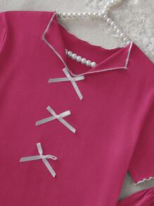 SHEIN 休闲玫红色短袖圆领简约风蝴蝶结装饰荷叶边下摆春夏秋季柔软牛奶丝宽松裤两件套女童装 - 玫紅色 - 查看 4