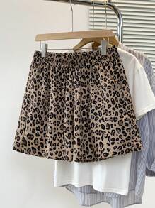 Lalippa Plus Size Women Leopard Print Elastic Waist Casual Versatile Shorts