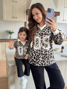 SHEIN 母女亲子装（两件分开出售）女婴休闲时尚豹纹数字图案长袖卫衣，秋冬季运动风，亲肤柔软面料呵护宝宝肌肤，室内外均可穿着，妈妈们的首选 - 彩色 - 查看 6