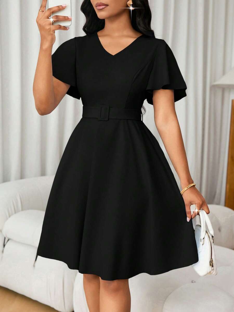 Lunelith SHEIN Lunessa 女式纯色 V 领 A 字腰带优雅短袖连衣裙 - 黑色 - 查看 1
