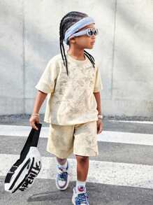 SHEIN 2 件装小男孩休闲纯色 T 恤 + 短裤套装，适合日常、上学、旅行、户外玩耍、夏季 - 卡其色 - 查看 3