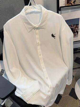 قميص رجالي كاجوال فضفاض جديد بطرز حصان، خريف