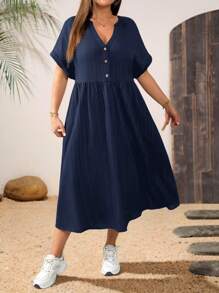 SHEIN Essnce 大码女装春夏时尚休闲宽松舒适日常黑色纹理面料 V 领短袖中长连衣裙，带口袋，女士夏季服装，工作服，曲线黑色连衣裙，教堂服装女士 - 藏蓝色 - 查看 7
