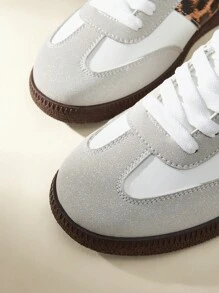 CUCCOO EASI 2025 Spring New Vintage Style Casual Flat Running Sneakers For Women