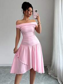 SHEIN Elenzya 1 件女式露肩收腰不对称下摆连衣裙 - 粉色 - 查看 3