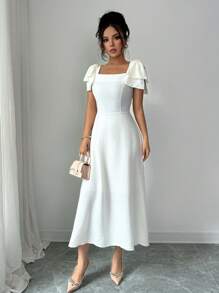 Modelyn 女式杏色方领超大蝴蝶结装饰无袖腰A字连衣裙