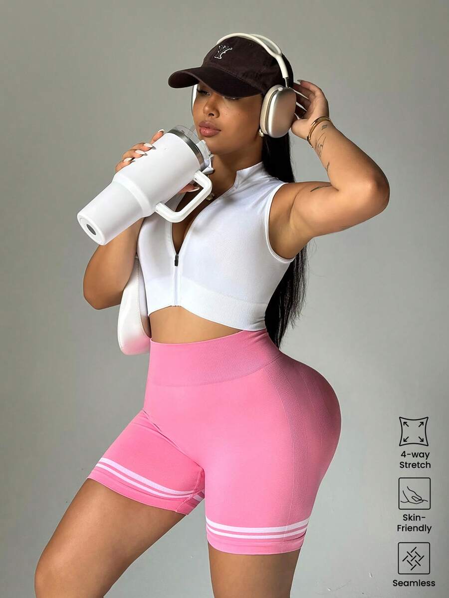 Easithlete Women Plus Size Seamless Pink Shorts, Sports