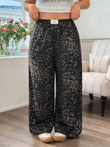 Solflare Plus Size Casual Leopard Print Patch Pocket Straight Leg Pants - Dark Grey - View 6