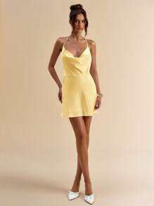 SHEIN BAE 女式夏季白色纯色露背珍珠链装饰迷你连衣裙，适合毕业季和婚礼季 - 黃色 - 查看 4