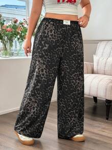 Solflare Plus Size Casual Leopard Print Patch Pocket Straight Leg Pants - Dark Grey - View 7