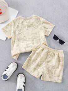 SHEIN 2 件装小男孩休闲纯色 T 恤 + 短裤套装，适合日常、上学、旅行、户外玩耍、夏季 - 卡其色 - 查看 2