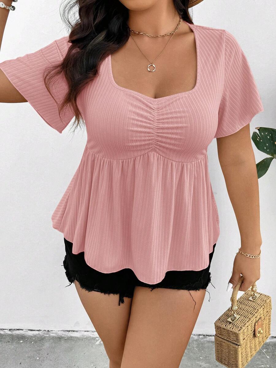 SHEIN Frenchy Top/Camiseta de manga corta con volantes en el bajo, de estilo bohemio/boho, en unicolor, para mujer de talla grande - Rosa Pálido - Ver 1