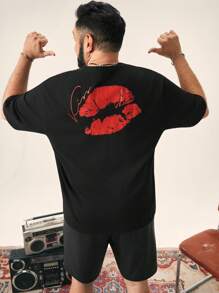 EASEVO Plus Size Men's Loose Fit Red Lip Print Short Sleeve T-Shirt - Black - View 3